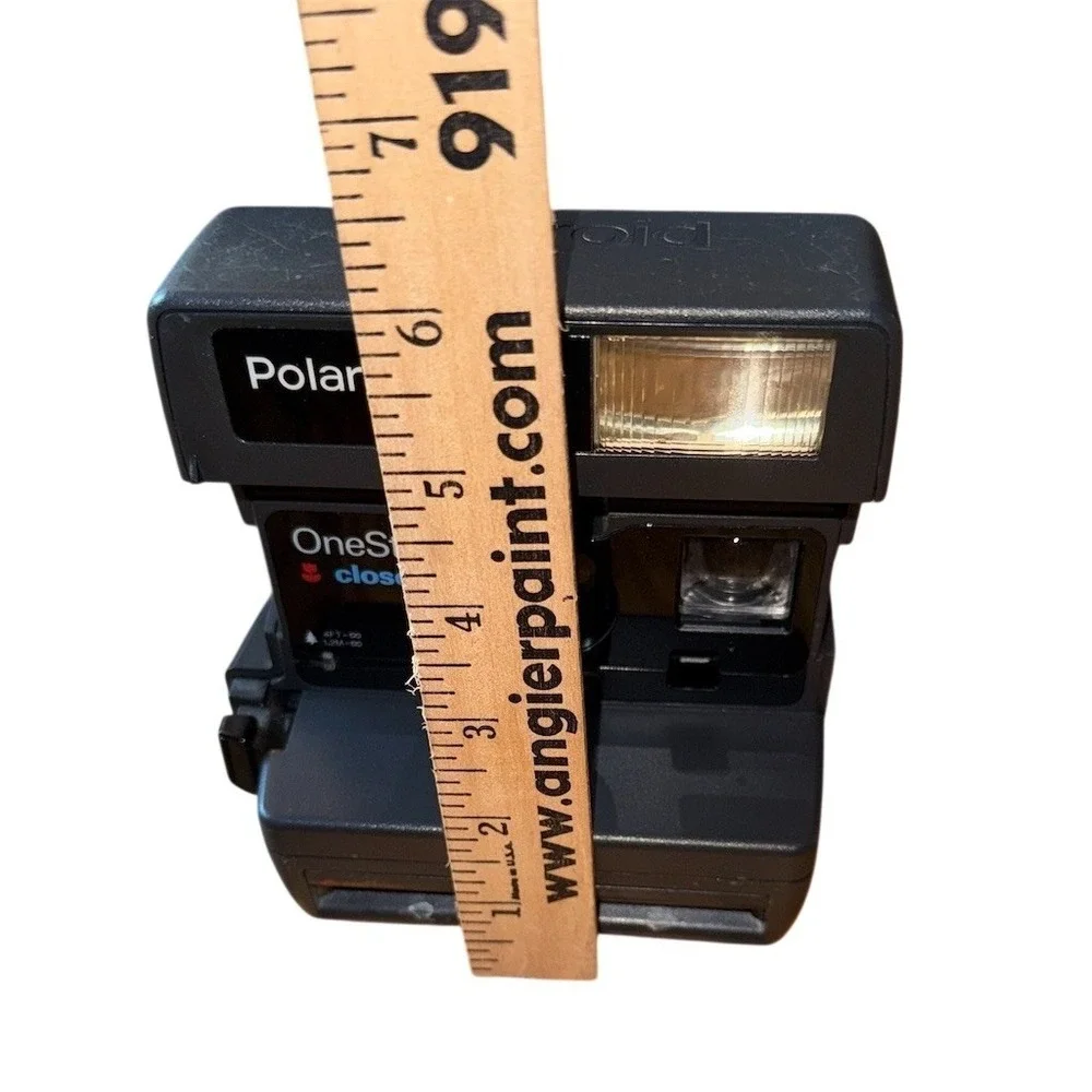 Polaroid OneStep Closeup 600 Instant Film Camera Black Built-In Flash 1980's Vtg